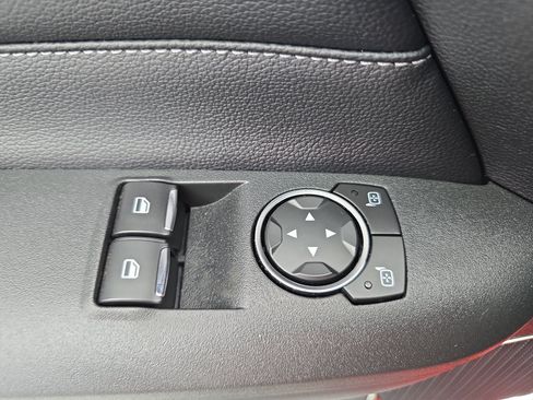 Used 2019 Ford Mustang GT Premium w/ Ford Safe & Smart Package RWD image 27