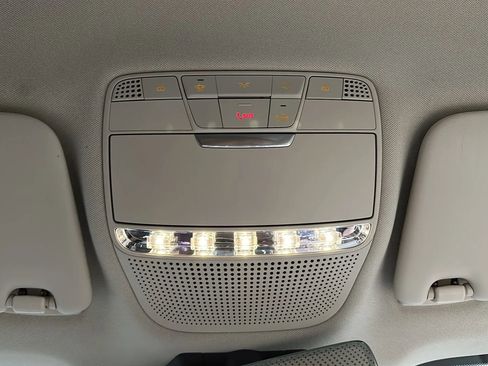 Used 2022 Mercedes-Benz GLC 300 GLC 300 4MATIC Sport Utility 4 image 28