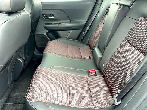 New 2026 Nissan Kicks SR w/ SR Premium Package FWD image 16
