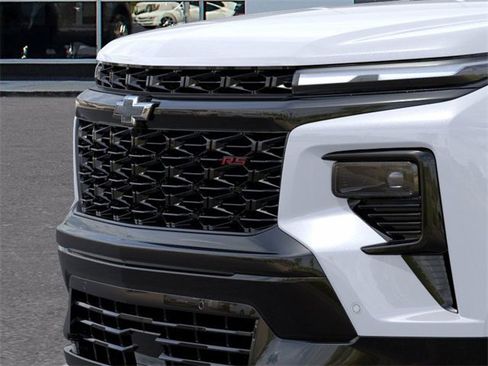 New 2026 Chevrolet Traverse RS image 13