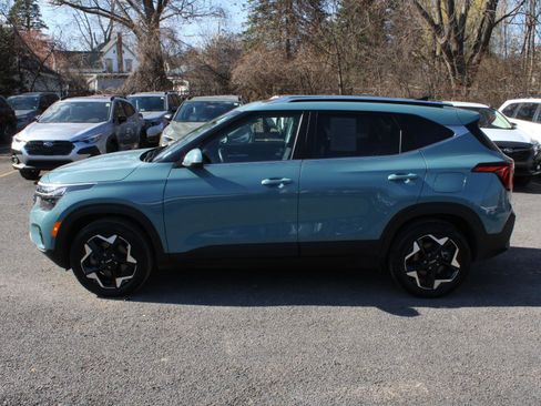Used 2024 Kia Seltos EX AWD/4WD image 5