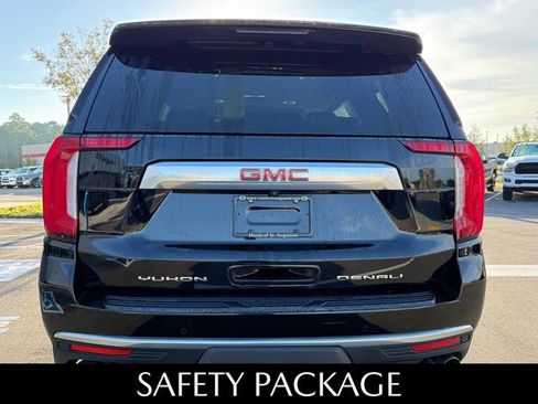 Used 2023 GMC Yukon Denali image 10