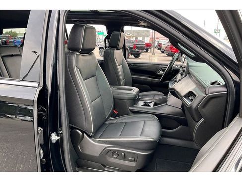 Used 2023 GMC Yukon SLT w/ SLT Premium Package AWD/4WD image 8