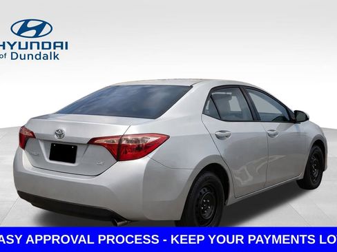 Used 2019 Toyota Corolla LE FWD image 2