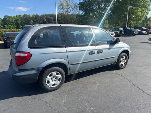 Used 2003 Dodge Caravan SE image 5