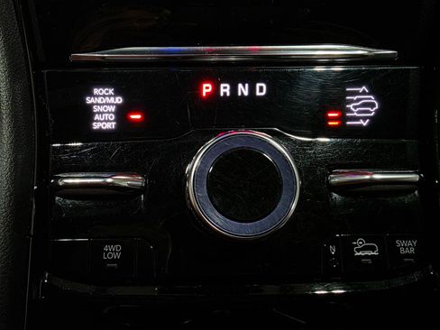 Used 2022 Jeep Grand Cherokee Trailhawk w/ Luxury Tech Group III AWD/4WD image 42