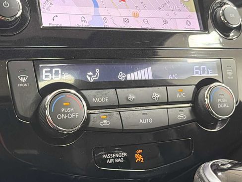 Used 2019 Nissan Rogue SL w/ Premium Package AWD/4WD image 21