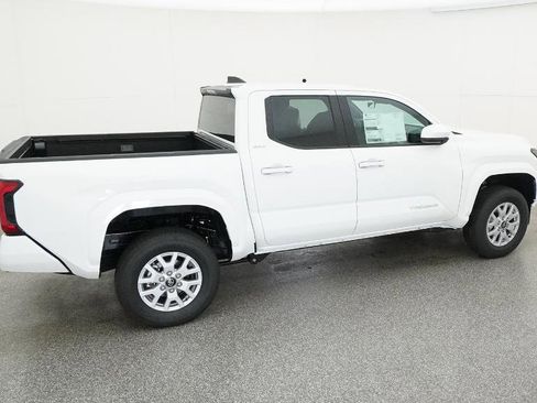 New 2026 Toyota Tacoma SR5 image 24