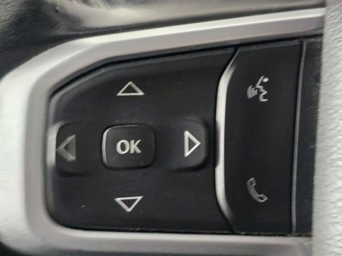 Used 2024 RAM 2500 Big Horn image 25