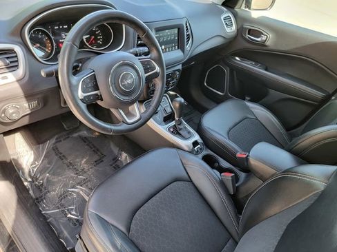 Certified 2019 Jeep Compass Latitude AWD/4WD image 19