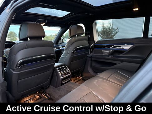 Used 2018 BMW 750i xDrive image 15