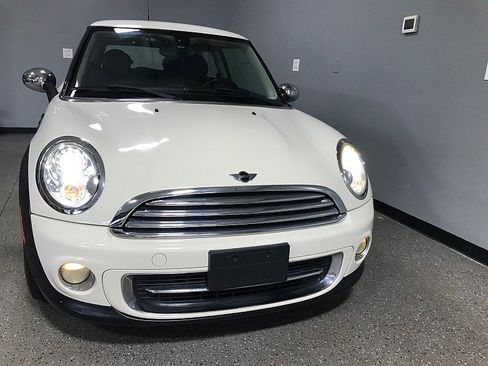Used 2013 MINI Cooper Hardtop FWD image 8