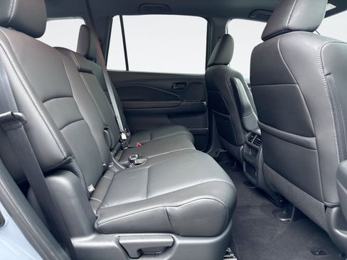 Used 2023 Honda Passport EX-L image 19