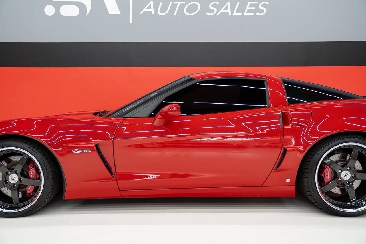 Used 2007 Chevrolet Corvette Z06 w/ Preferred Equipment Group RWD image 21