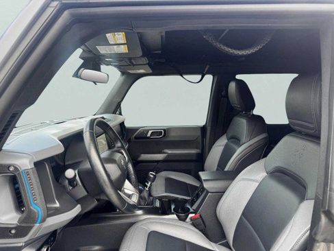 Used 2023 Ford Bronco Black Diamond image 13