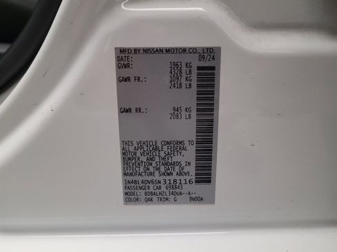 Used 2025 Nissan Altima 2.5 SV FWD image 33