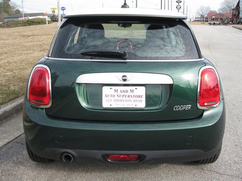 Used 2015 MINI Cooper 2-Door Hardtop image 6
