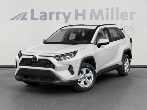 Certified 2021 Toyota RAV4 XLE AWD/4WD image 1