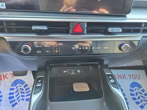 New 2026 Kia Sorento EX FWD image 10