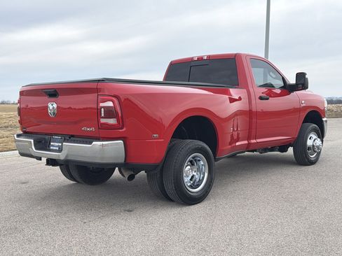 Used 2024 RAM 3500 Tradesman w/ Chrome Appearance Group image 22