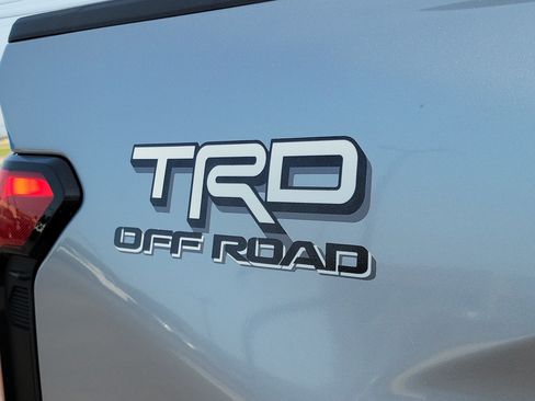 Used 2024 Toyota Tacoma TRD Off-Road AWD/4WD image 7