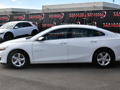 Used 2020 Chevrolet Malibu LS w/ Driver Confidence Package II image 4