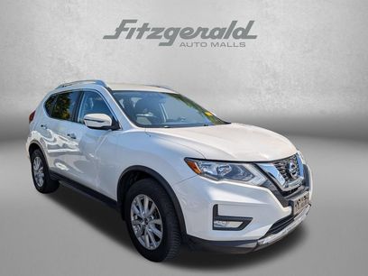 Used 2017 Nissan Rogue SV