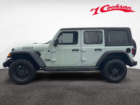 Used 2024 Jeep Wrangler Willys image 15