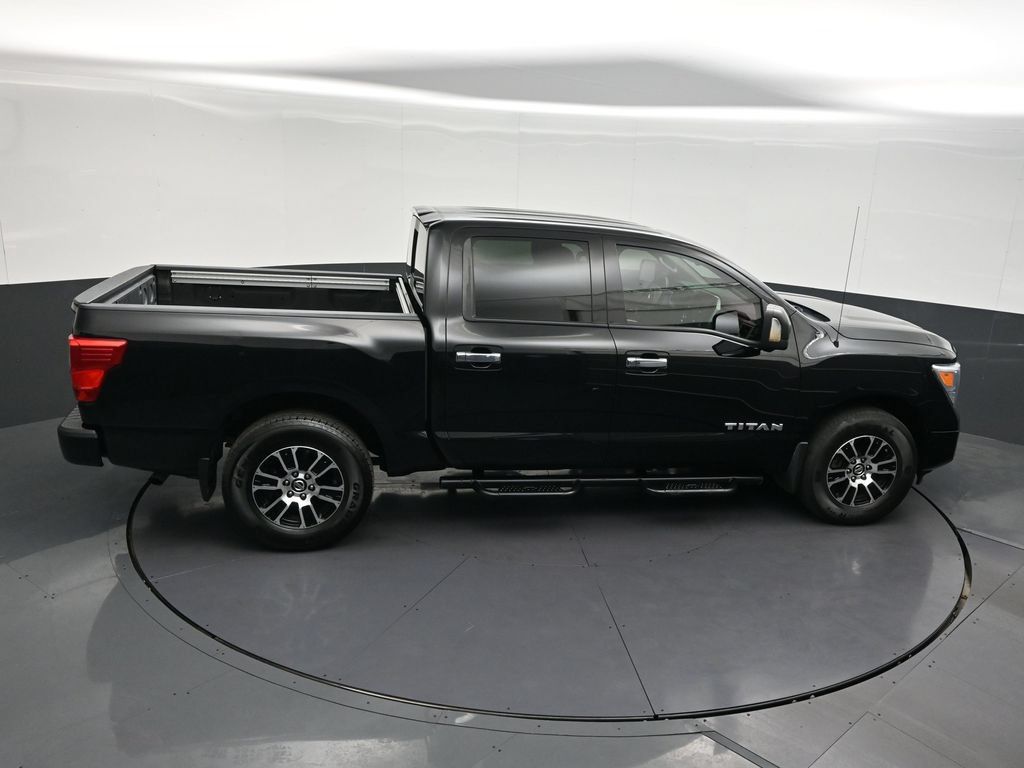 Used 2021 Nissan Titan SV w/ SV Convenience Package AWD/4WD image 20