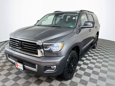 Used 2022 Toyota Sequoia TRD Sport AWD/4WD image 3