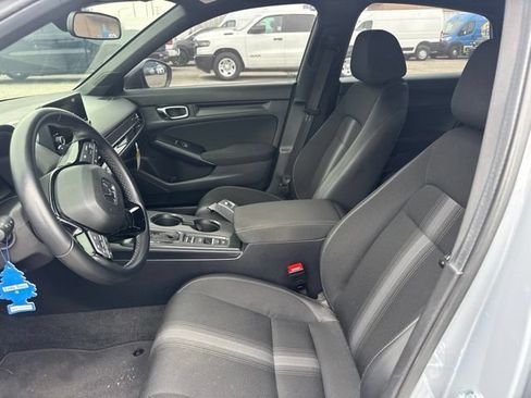 Used 2025 Honda Civic Sport image 9