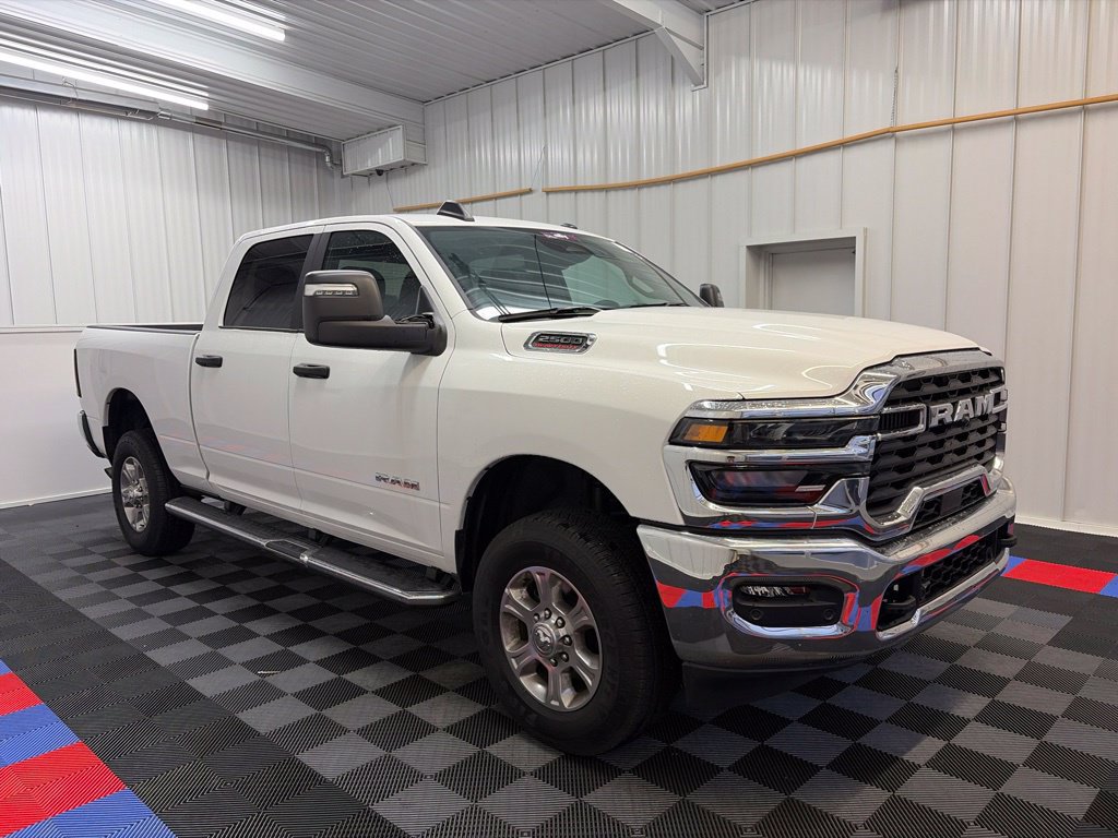 Used 2026 RAM 2500 Big Horn AWD/4WD image 3