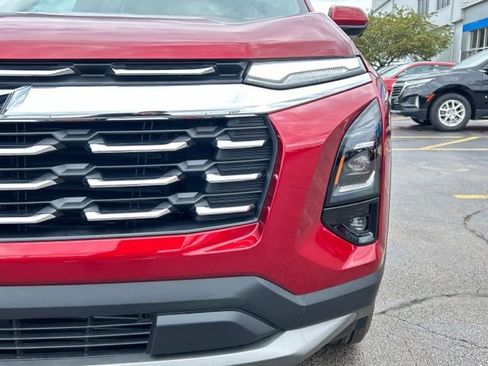 New 2026 Chevrolet Equinox LT w/ Convenience Package II FWD image 3