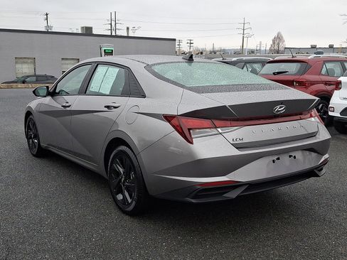 Certified 2023 Hyundai Elantra SEL w/ Cargo Package image 5