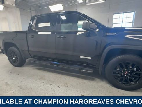 Certified 2022 GMC Sierra 1500 Elevation w/ LPO, Elevation Black Package image 2