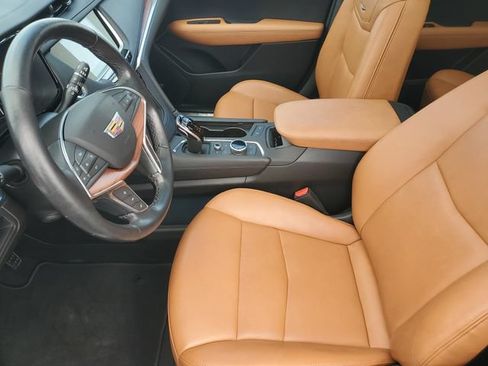 Certified 2024 Cadillac XT5 Premium Luxury w/ LPO, Floor Liner Package AWD/4WD image 26