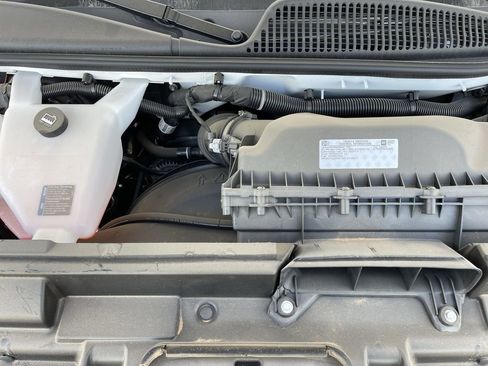 New 2025 GMC Savana 2500 Extended w/ Driver Convenience Package image 30