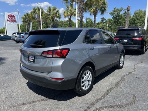 Used 2024 Chevrolet Equinox LS w/ LS Convenience Package FWD image 10