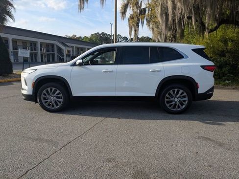 New 2026 Buick Enclave Preferred w/ Power Package image 8