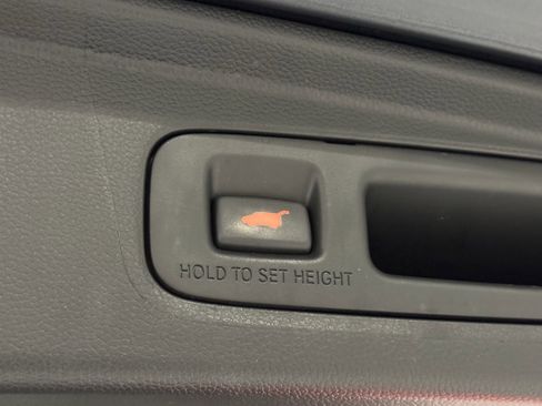 Used 2025 Honda CR-V EX-L image 36