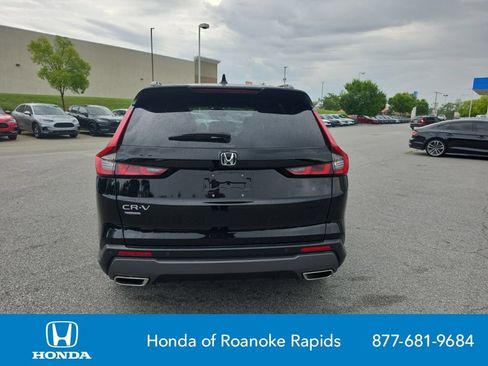 Used 2025 Honda CR-V Sport-L image 4