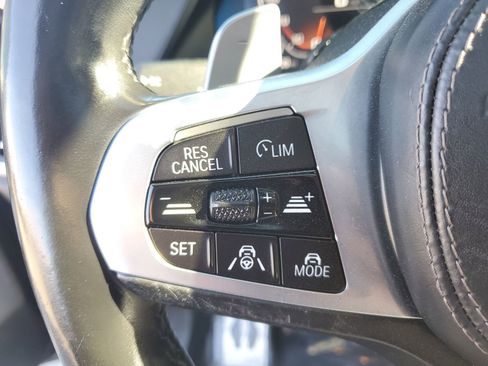 Used 2021 BMW X7 M50i image 33