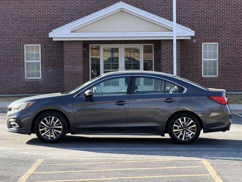 Used 2018 Subaru Legacy 2.5i Premium w/ Eyesight & BSD & Rcta & HBA AWD/4WD image 8