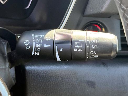 Certified 2023 Honda Pilot Touring image 24
