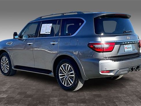 Used 2023 Nissan Armada SL w/ Captain's Chairs Package image 4