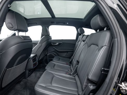 Certified 2025 Audi Q7 3.0T Prestige w/ Prestige Package AWD/4WD image 19