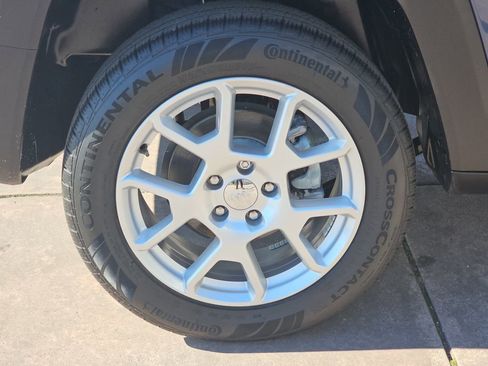 Used 2021 Jeep Renegade Sport w/ Sport Appearance Group image 36