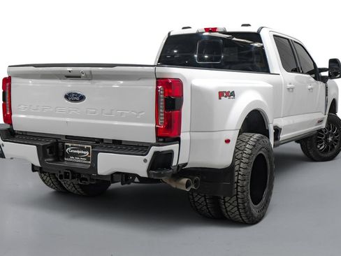 Used 2023 Ford F350 Lariat w/ Lariat Ultimate Package AWD/4WD image 7