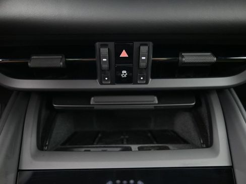 New 2026 Porsche Macan Turbo Electric image 24