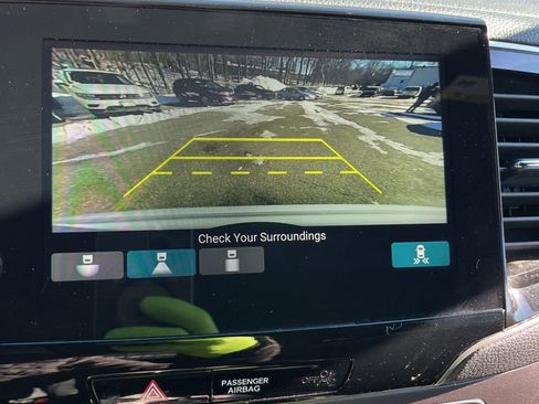 Used 2022 Honda Pilot Sport image 6